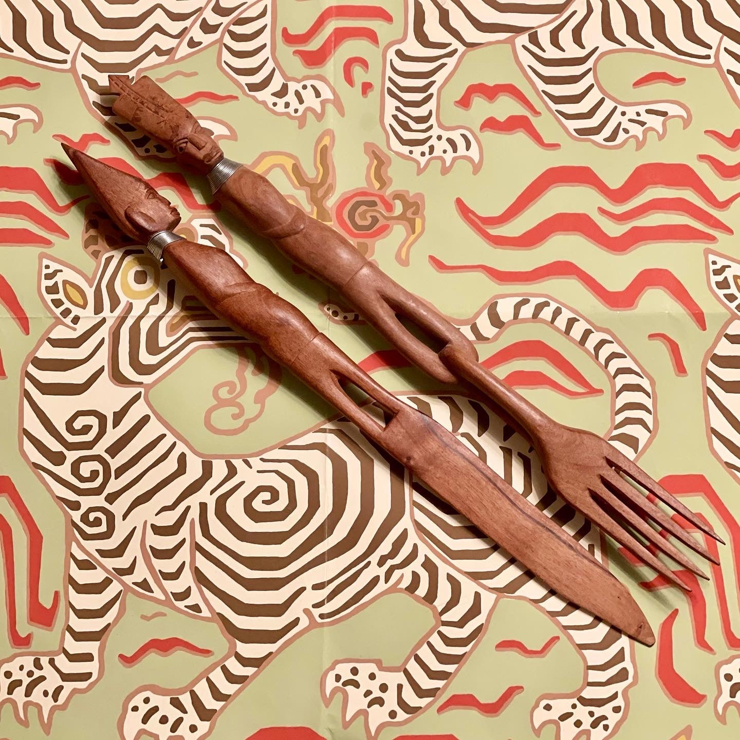 WOODEN CARVING SET